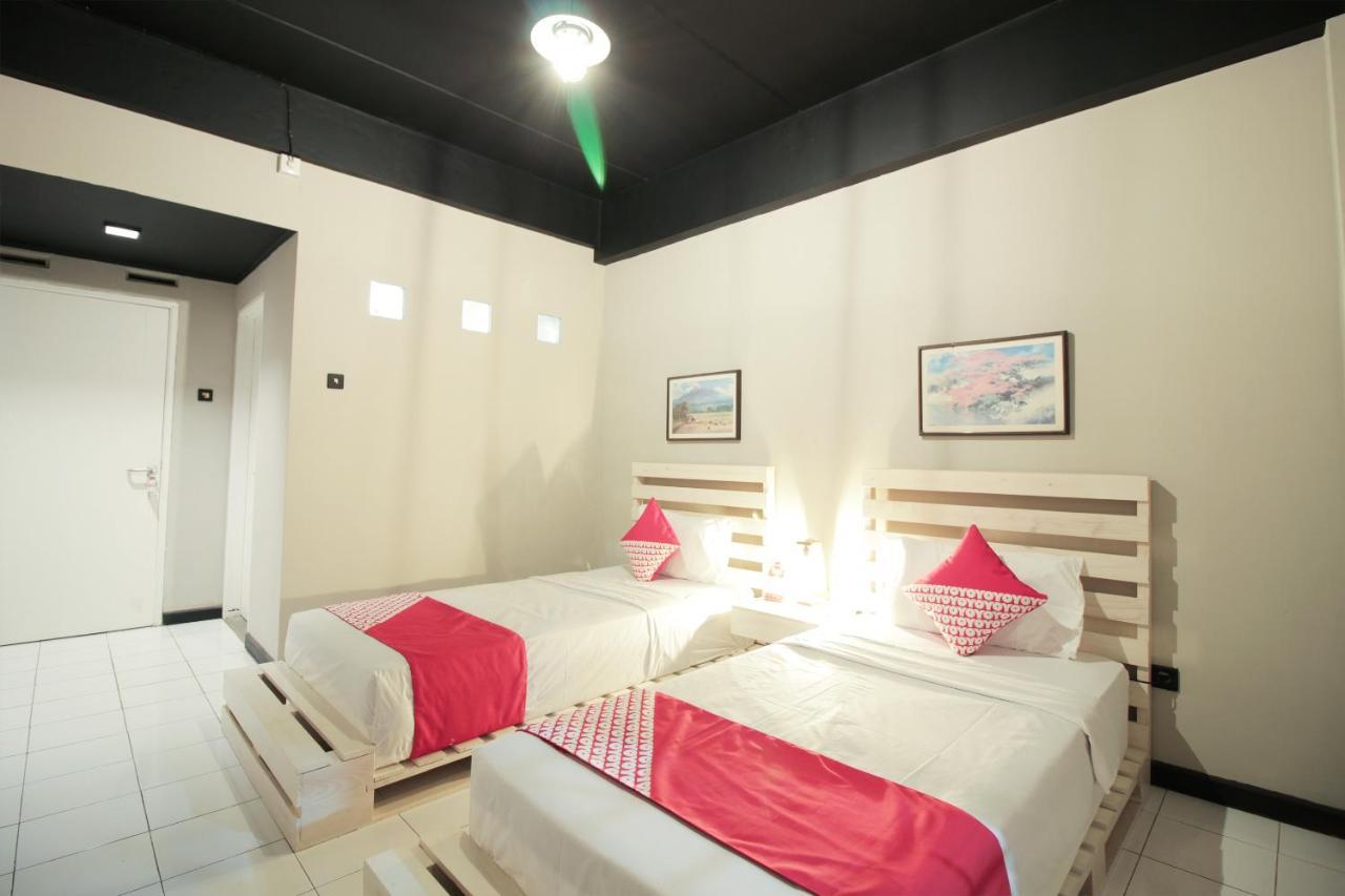 Oyo 260 Home 33 Bandung Exterior foto
